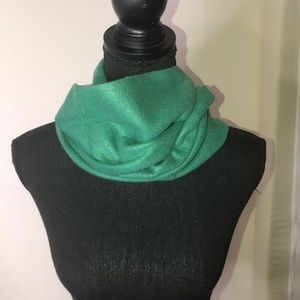 NWOT Women’s Scarf